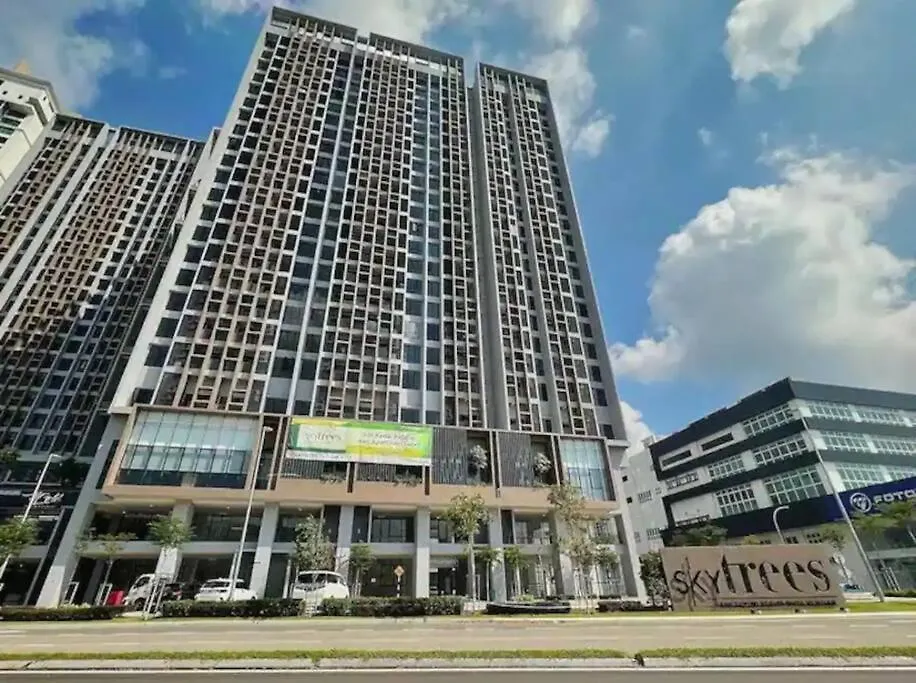 Sky Trees Bukit Indah Netflix And Wifi Appartement Johor Bahru