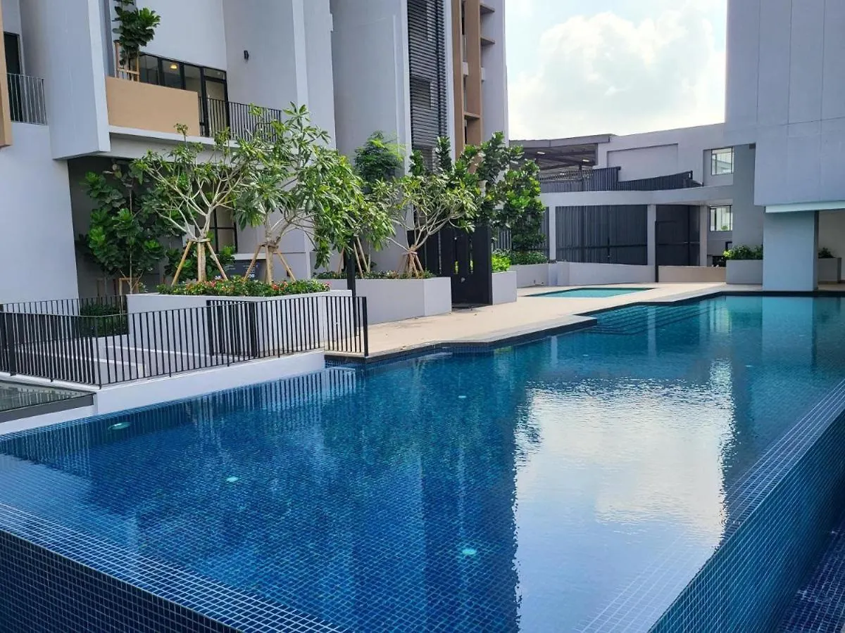 Sky Trees Bukit Indah Netflix And Wifi Appartement Johor Bahru Maleisië